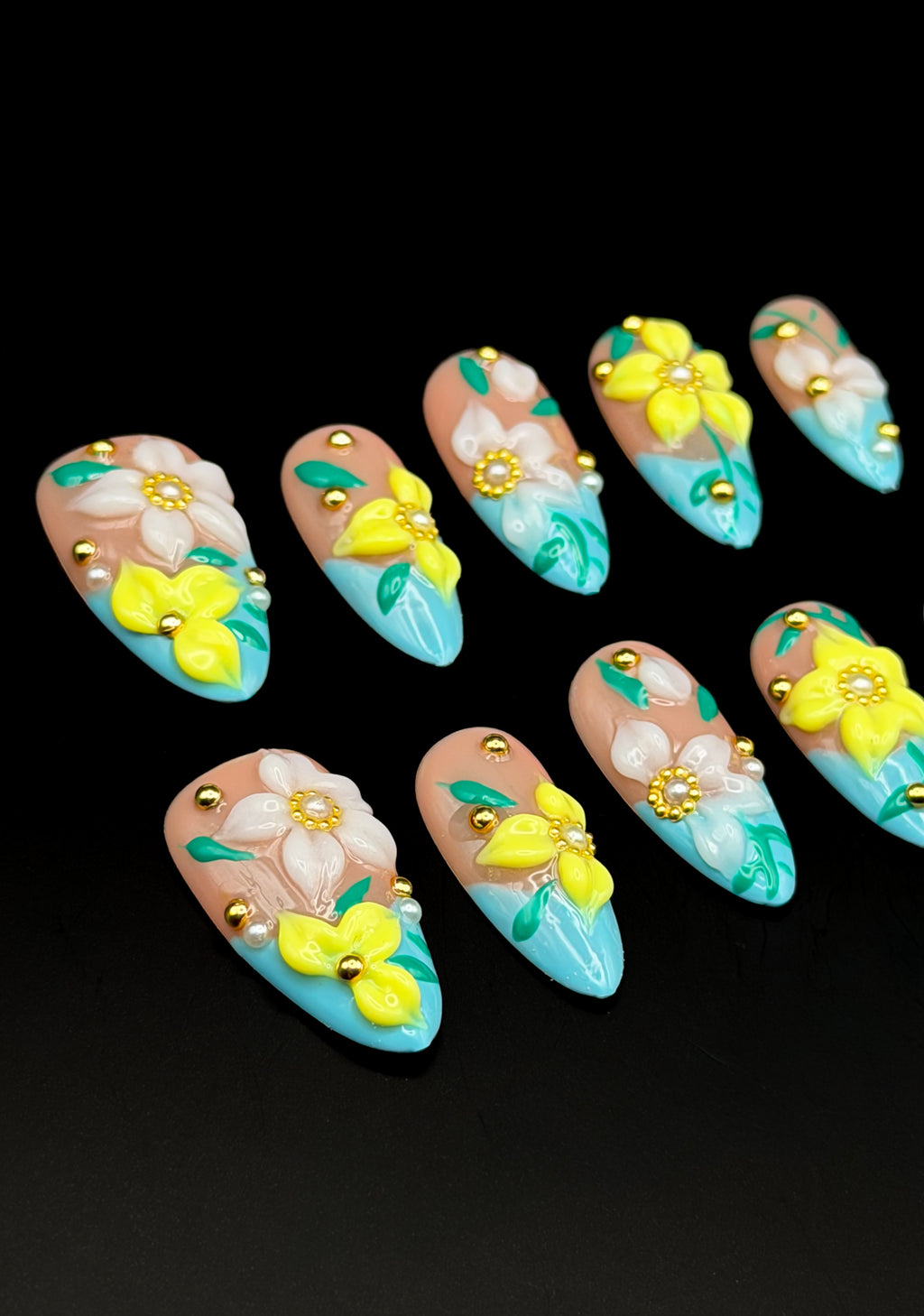 Tropical 🌴 Bloom - Medium